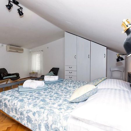 Old Split Apartment Екстер'єр фото