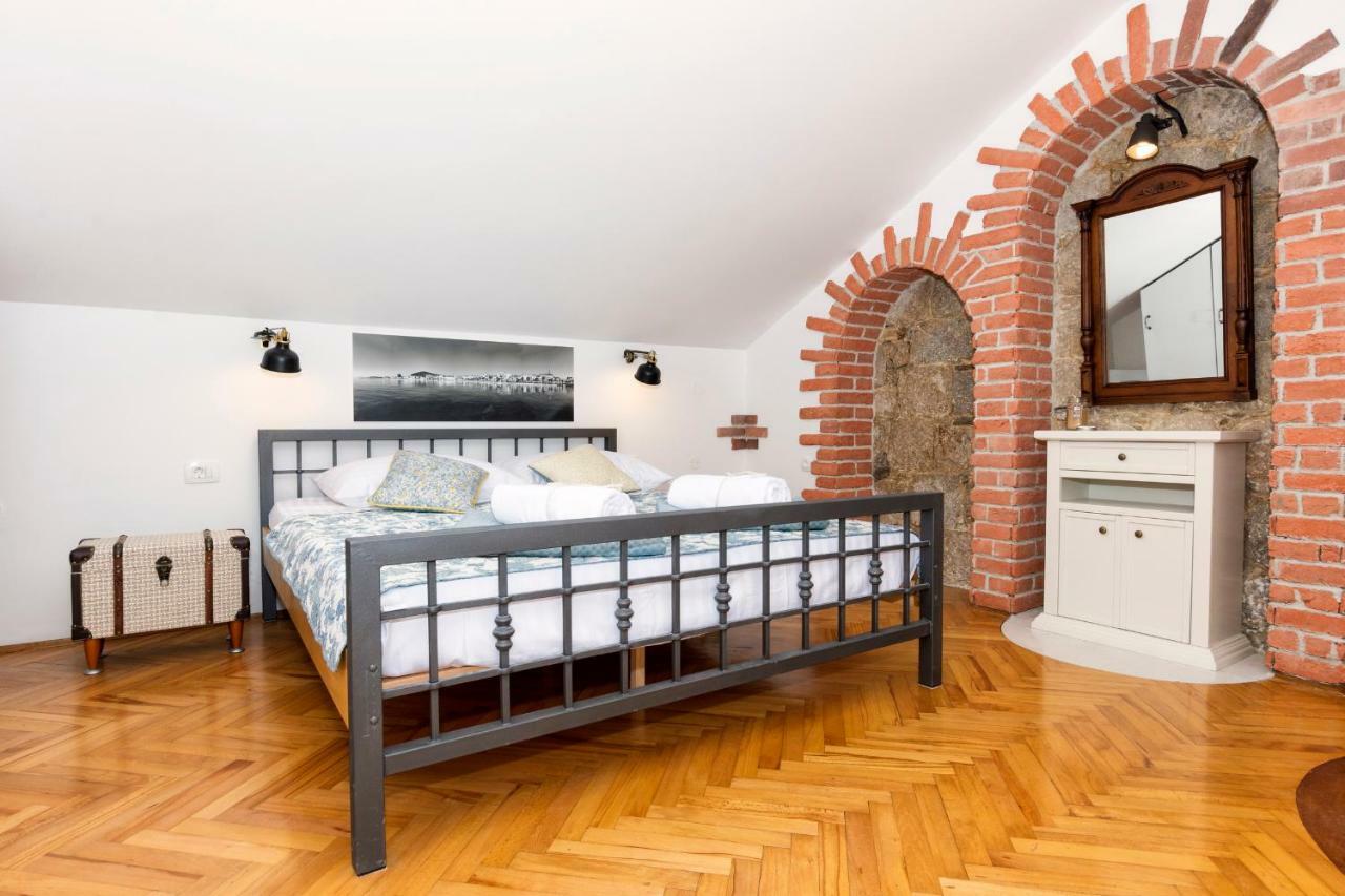 Old Split Apartment Екстер'єр фото